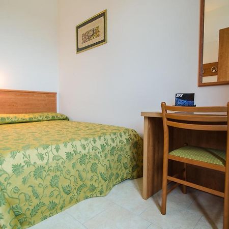 Hotel Luna Blu Casumaro Eksteriør billede