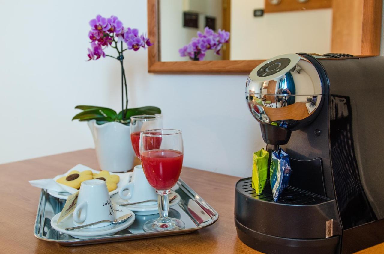 Hotel Luna Blu Casumaro Eksteriør billede