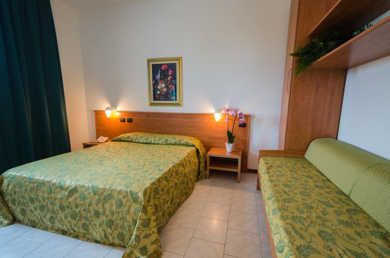 Hotel Luna Blu Casumaro Eksteriør billede